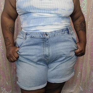 Hot topic plus size mom shorts size 26